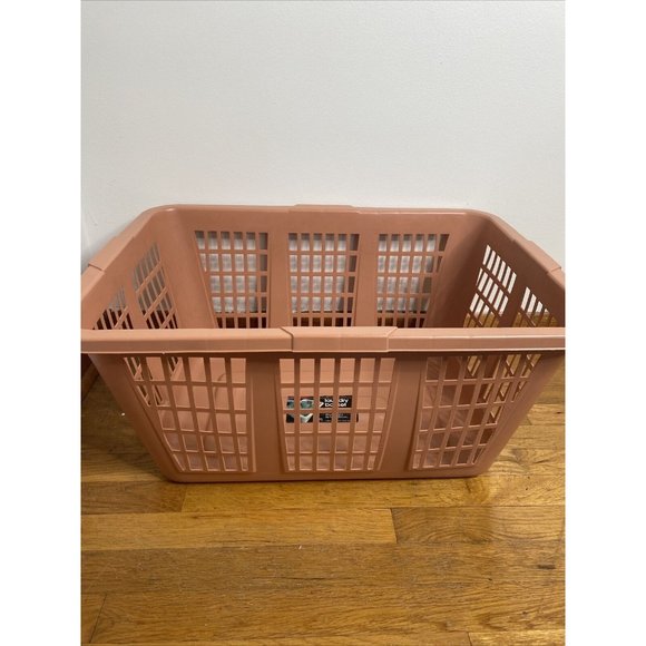 Vintage Rubbermaid Laundry Basket 2973 Mauve Pink Large 1984
